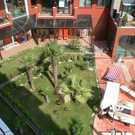 Single Studio In Chateau Del Marina *