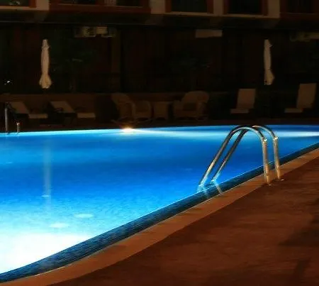 Single Studio In Chateau Del Marina דירה נסבר
